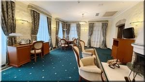 Столяр картинка