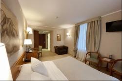 Номер Полулюкс