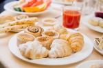 Fresh pastries for breakfast фото Fresh pastries for breakfast картинка