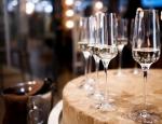 Good music at a delicious dinner is good for the soul. фото Good music at a delicious dinner is good for the soul. картинка